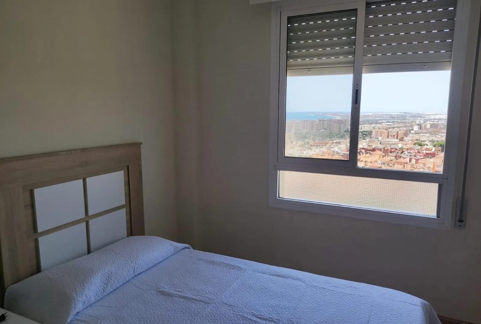 Catania Laderas Apartment Aguadulce